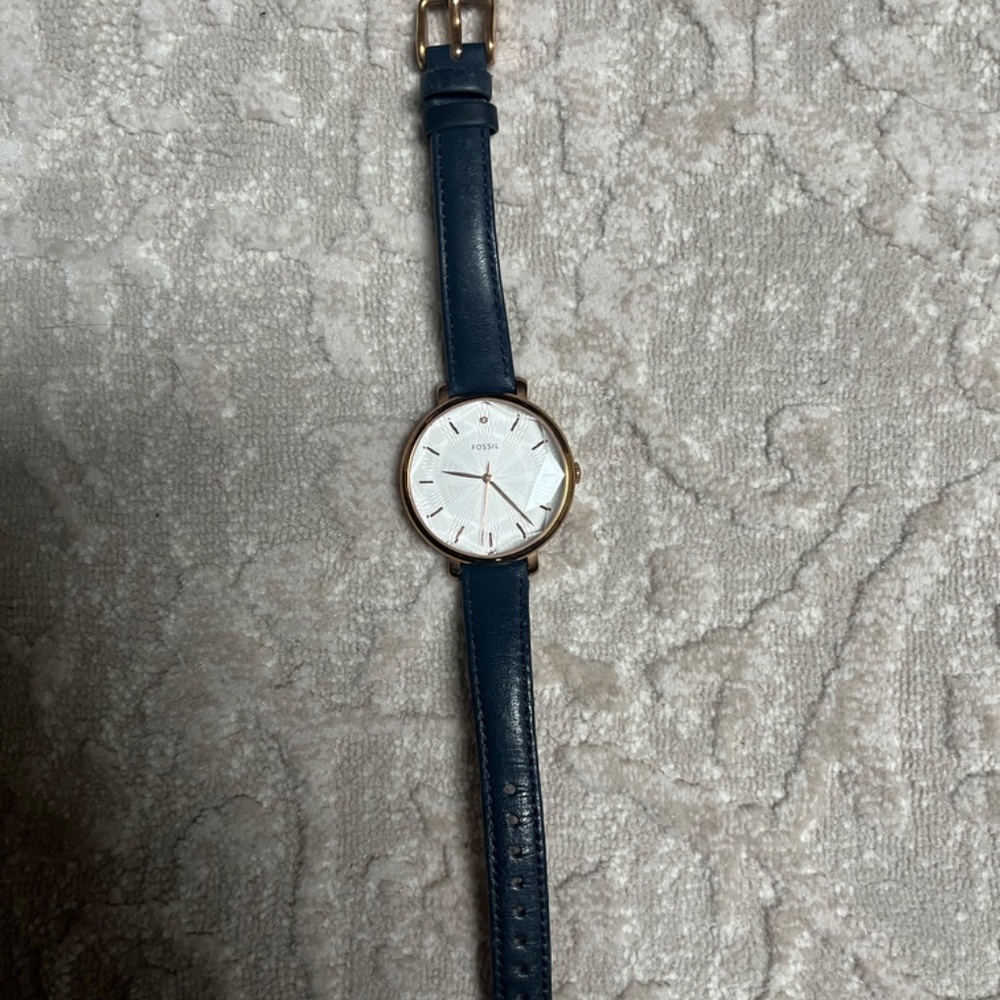 Fossil Watch - Picture 2 of 6